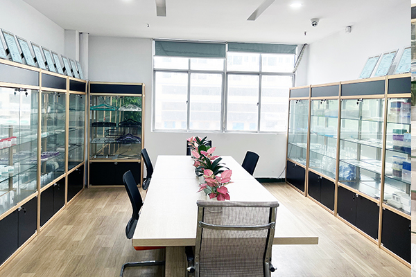 J9集团国际非标自动化设备定造