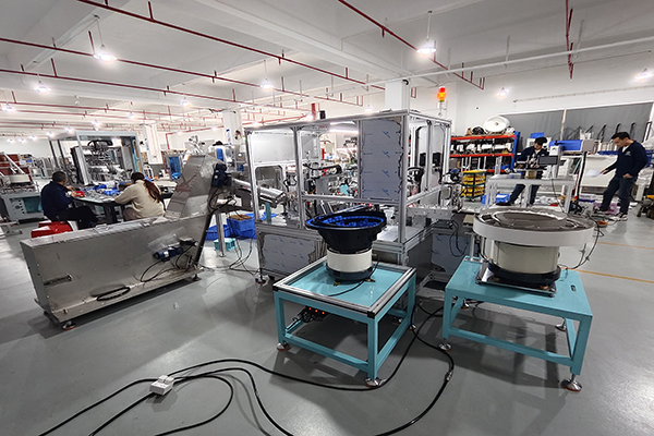 医用验便管自动组装机：提高医疗耗材出产效能的智能化规划