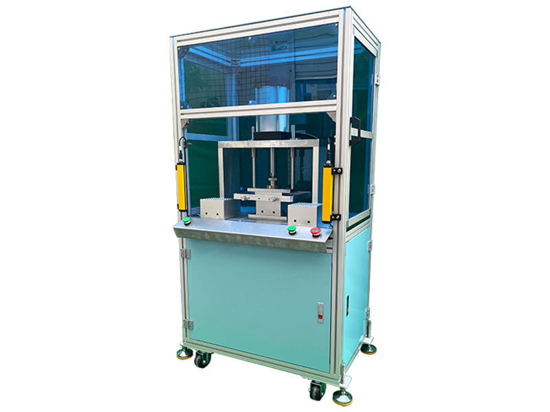 半自动吸头装盒机一款两全效能与成本的智能包装设备