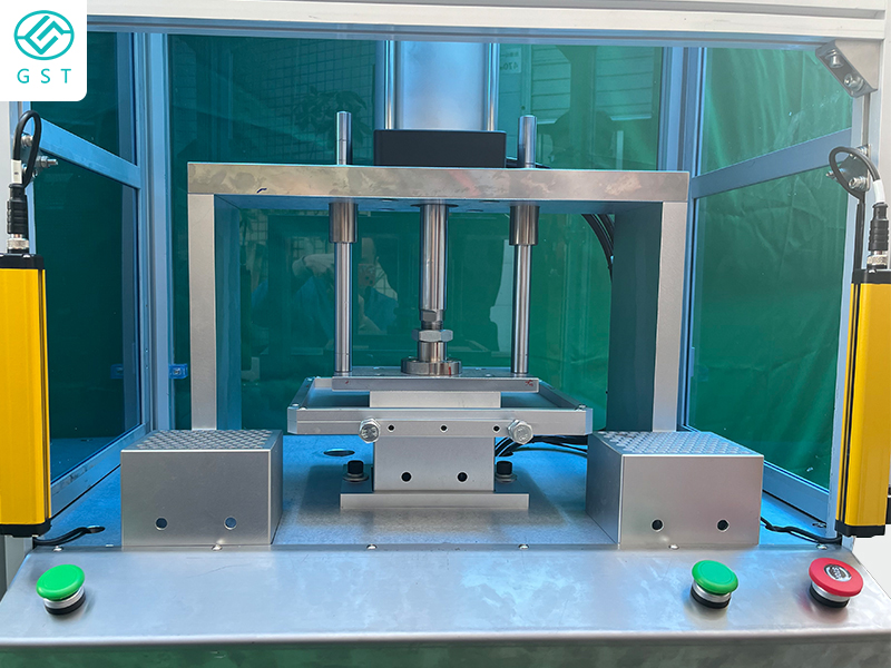 半自动吸头装盒机一款两全效能与成本的智能包装设备